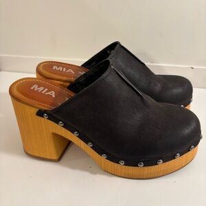 MIA Y2K Novi Black Studded Platform Clog Size9 Mule Wood Block Chunky Heel Boho
